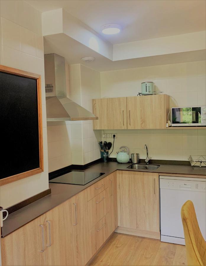Apartamento Ibon Apartment Бенаск Екстериор снимка
